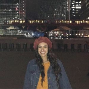 🍷 Parisian-style Red Beret 🍷